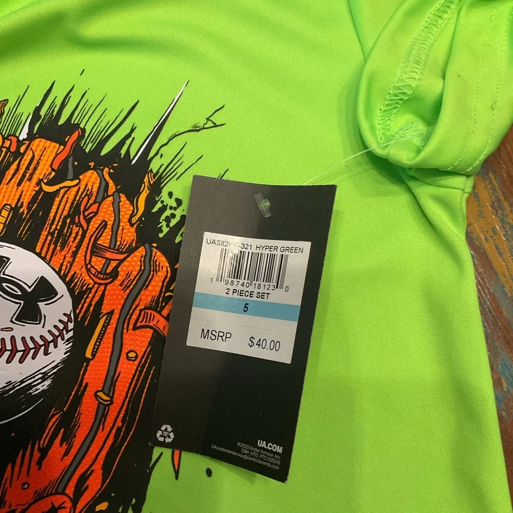 NWT Under Armour Boys Short Set